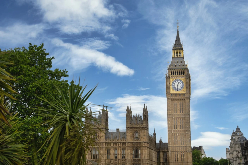 Exploring London’s Famous Tower: History and Tips